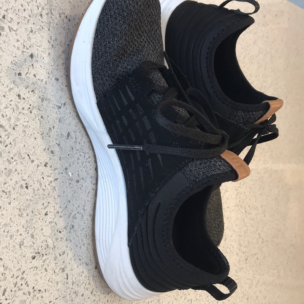 Skechers Air-cooled Memory Foam Sneakers